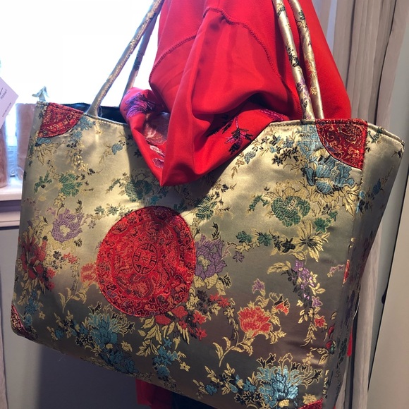 Authentic Vintage Asian Silk XL Tote Bag - Picture 3 of 8